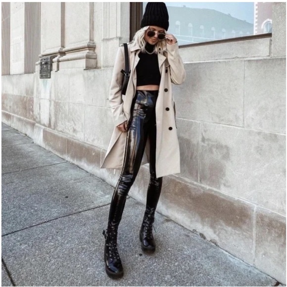 SPANX BLACK FAUX PATENT LEATHER HIGH WAISTED LEGGINGS - Picture 11 of 12